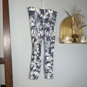 Athleta Black and White Tie-Dye Leggings